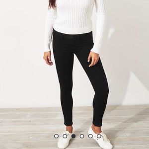hollister skinny jeans/jeggings